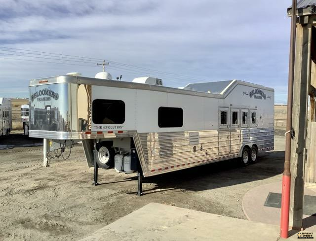 2016 BLOOMER 4 HORSE GN WITH LIVING QUARTERS TRAILER