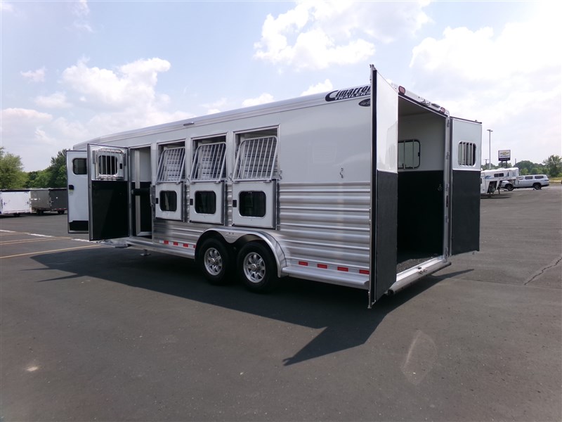 2023 Cimarron Norstar 4 Horse GN - Image 14