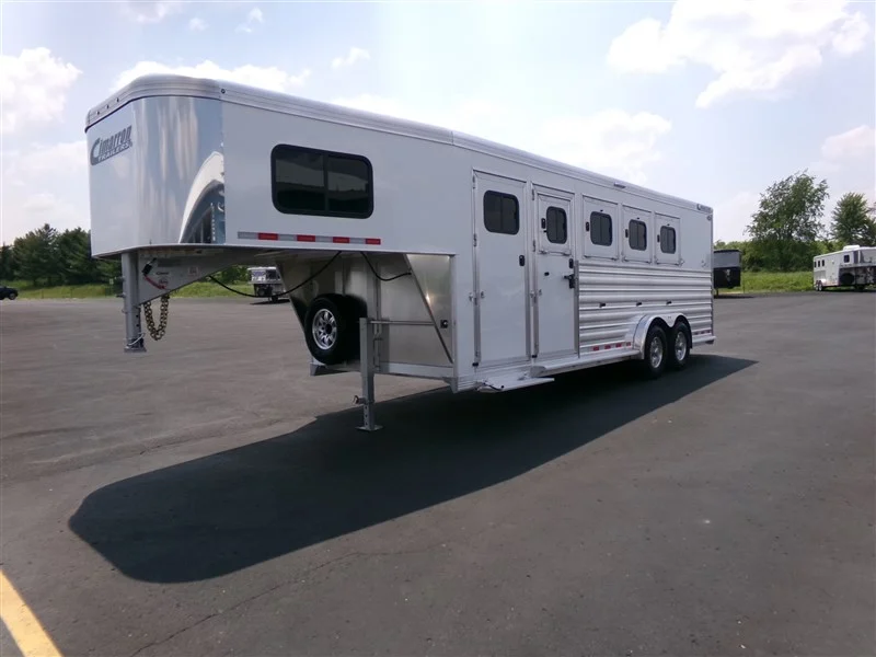 2023 Cimarron Norstar 4 Horse GN - Image 10