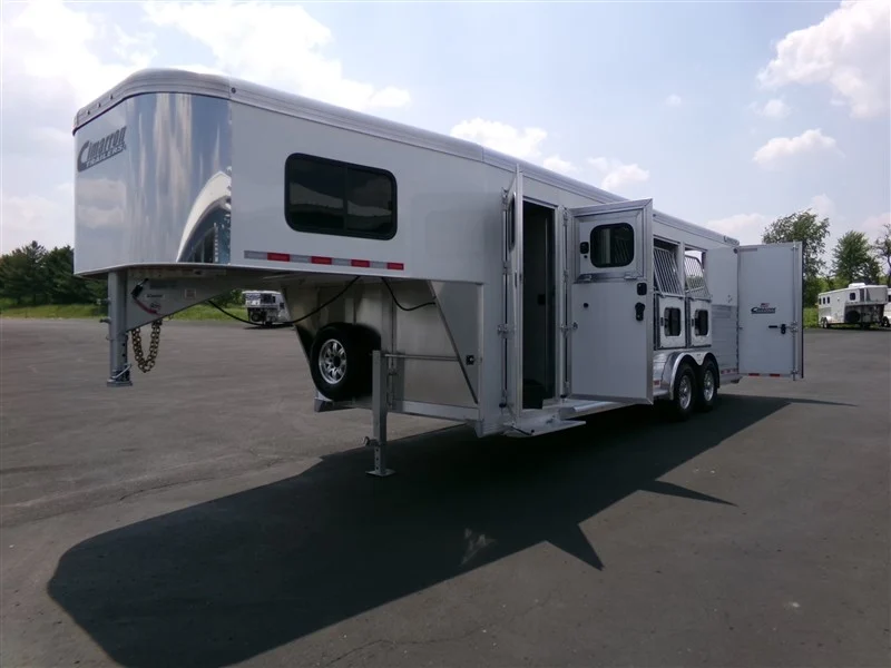2023 Cimarron Norstar 4 Horse GN - Image 7