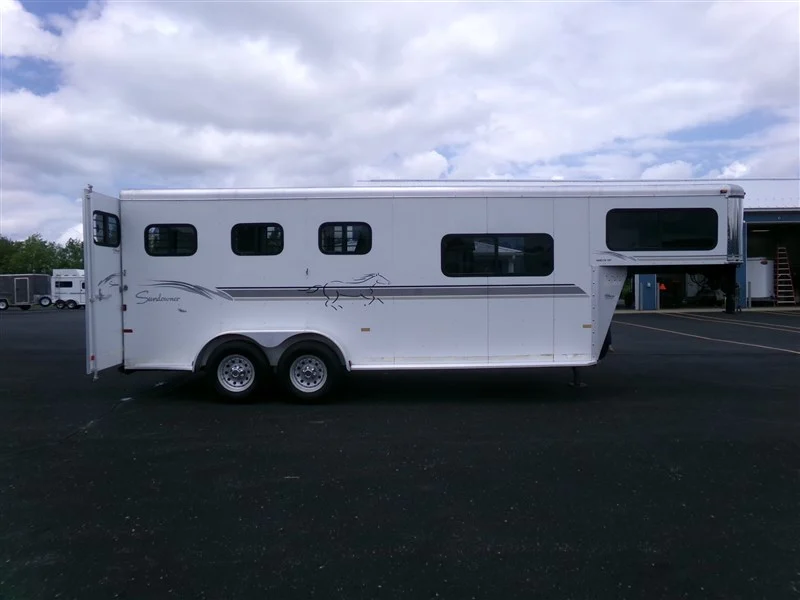 2004 Sundowner 3 Horse 727 GN - Image 13