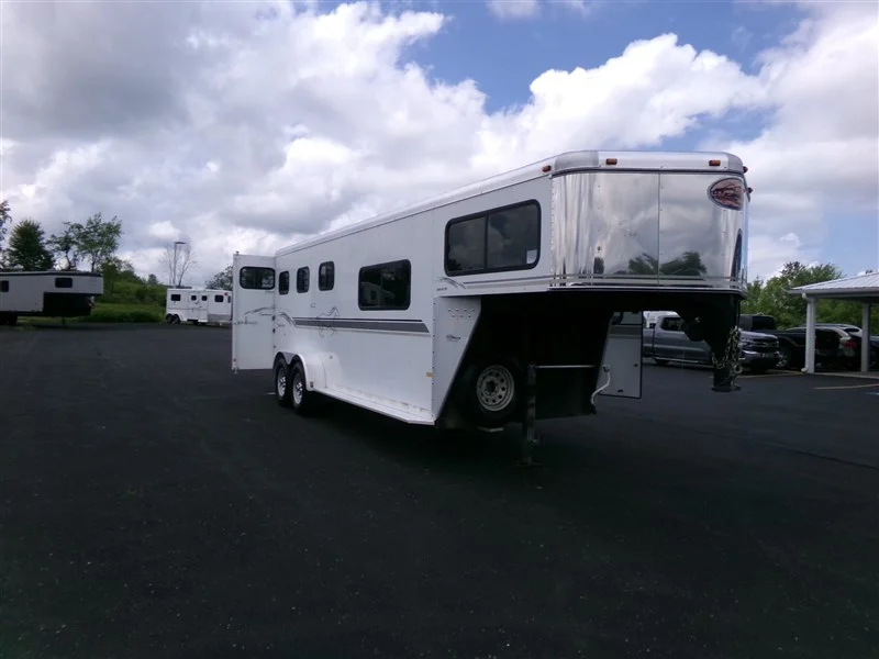 2004 Sundowner 3 Horse 727 GN - Image 3