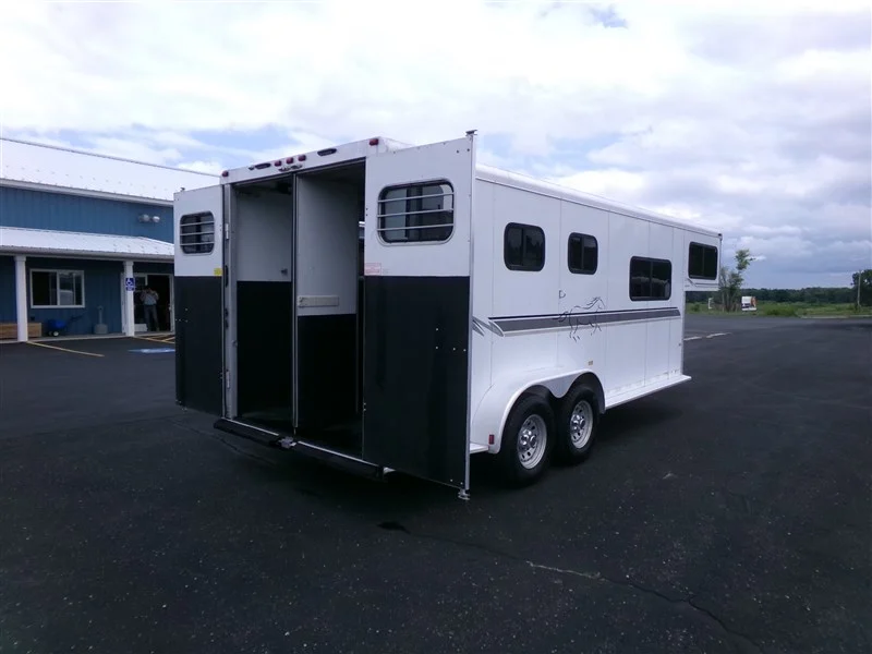 2004 Sundowner 3 Horse 727 GN - Image 2