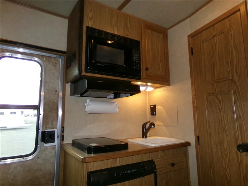 2011 Sundowner 3 Horse 6906 - Image 21