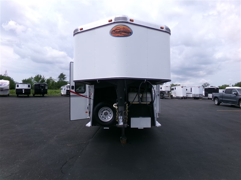 2011 Sundowner 3 Horse 6906 - Image 16