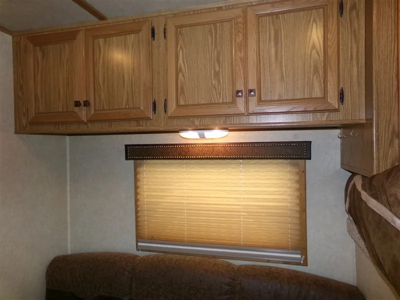 2011 Sundowner 3 Horse 6906 - Image 10