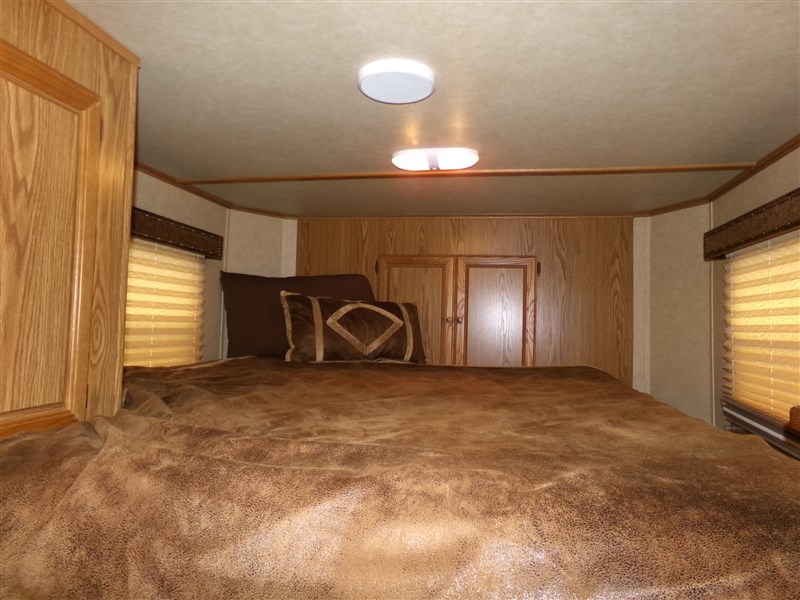 2011 Sundowner 3 Horse 6906 - Image 6