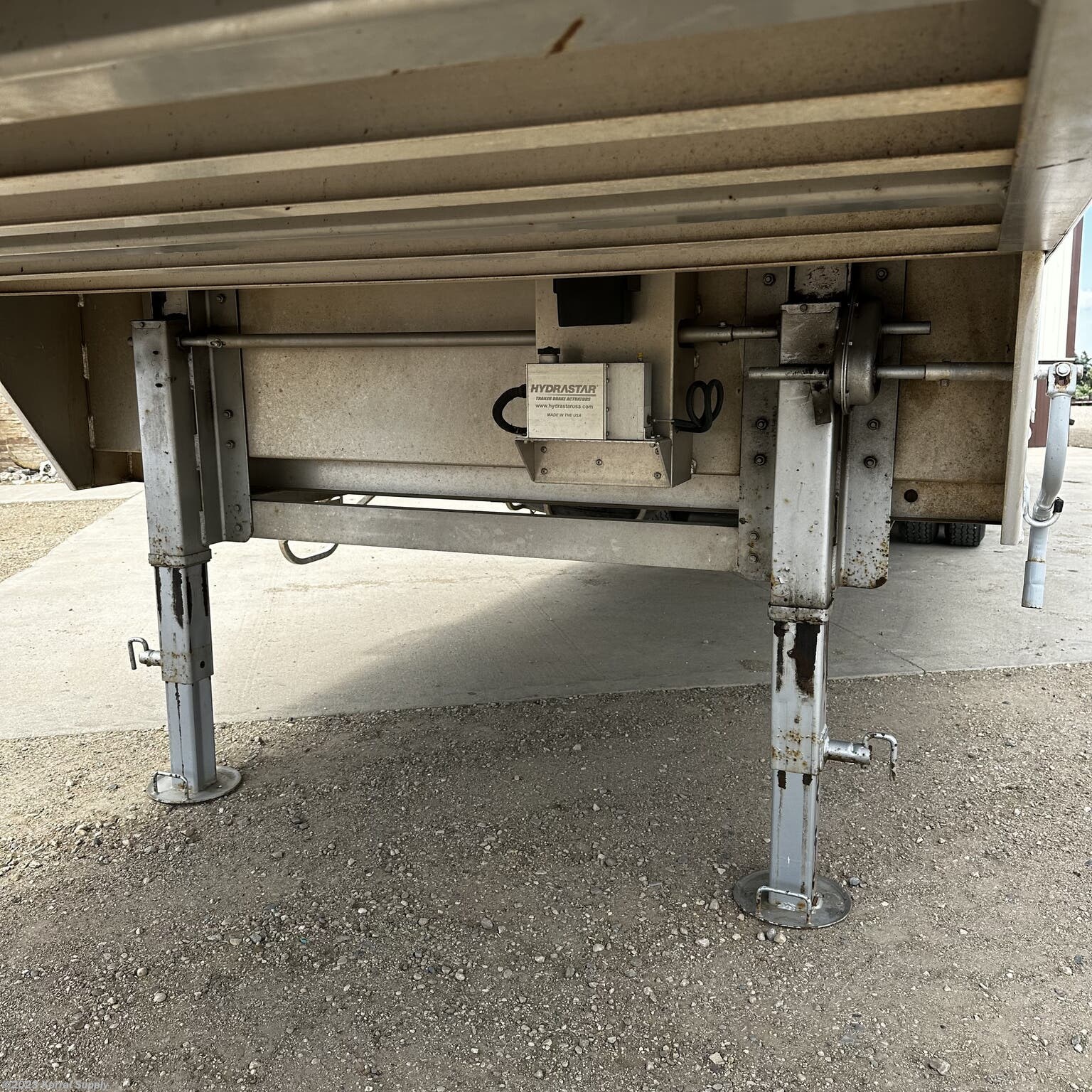 2018 Elite Trailers 34′ Ground Load - Image 6