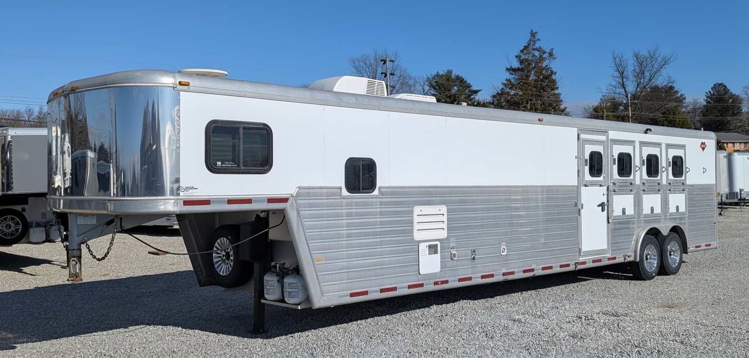 Used Gooseneck Horse Trailer 2005 Hart Horse Trailers 4H 12' LQ - Image 17