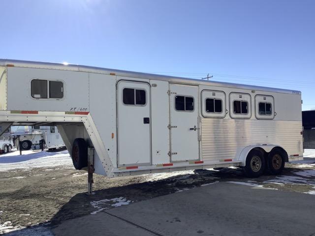 2001 EXISS 4 HORSE GOOSENECK HORSE TRAILER