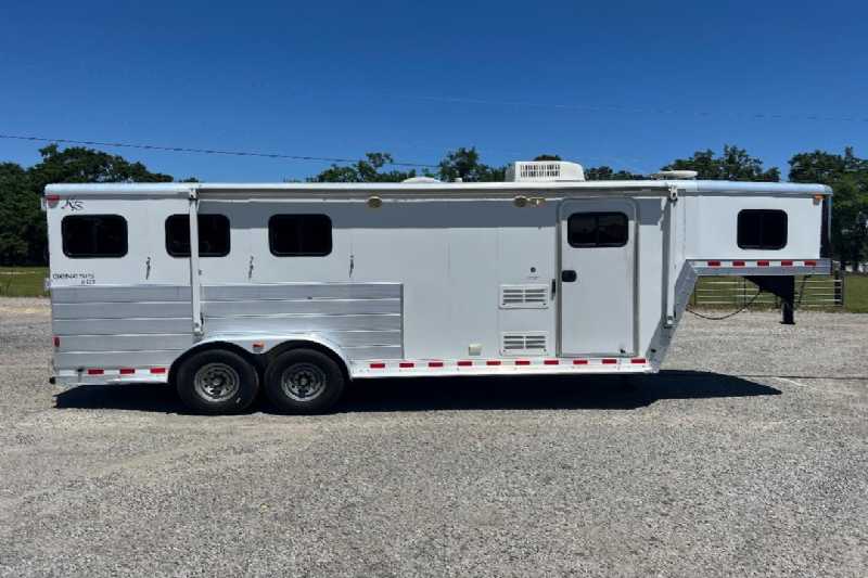 Used 2008 Kiefer Built 7306LQ 3 Horse Trailer with 6′ Short Wall