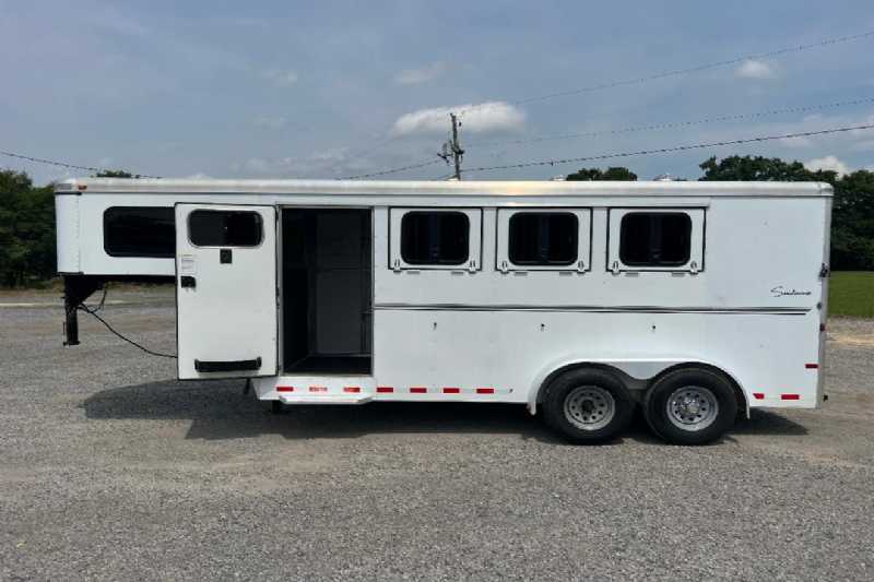 Used 2011 Sundowner 6904 3 Horse Trailer with 4' Short Wall - Image 13