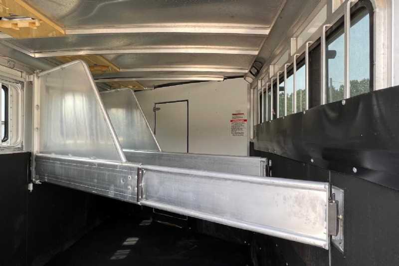 Used 2011 Sundowner 6904 3 Horse Trailer with 4' Short Wall - Image 2