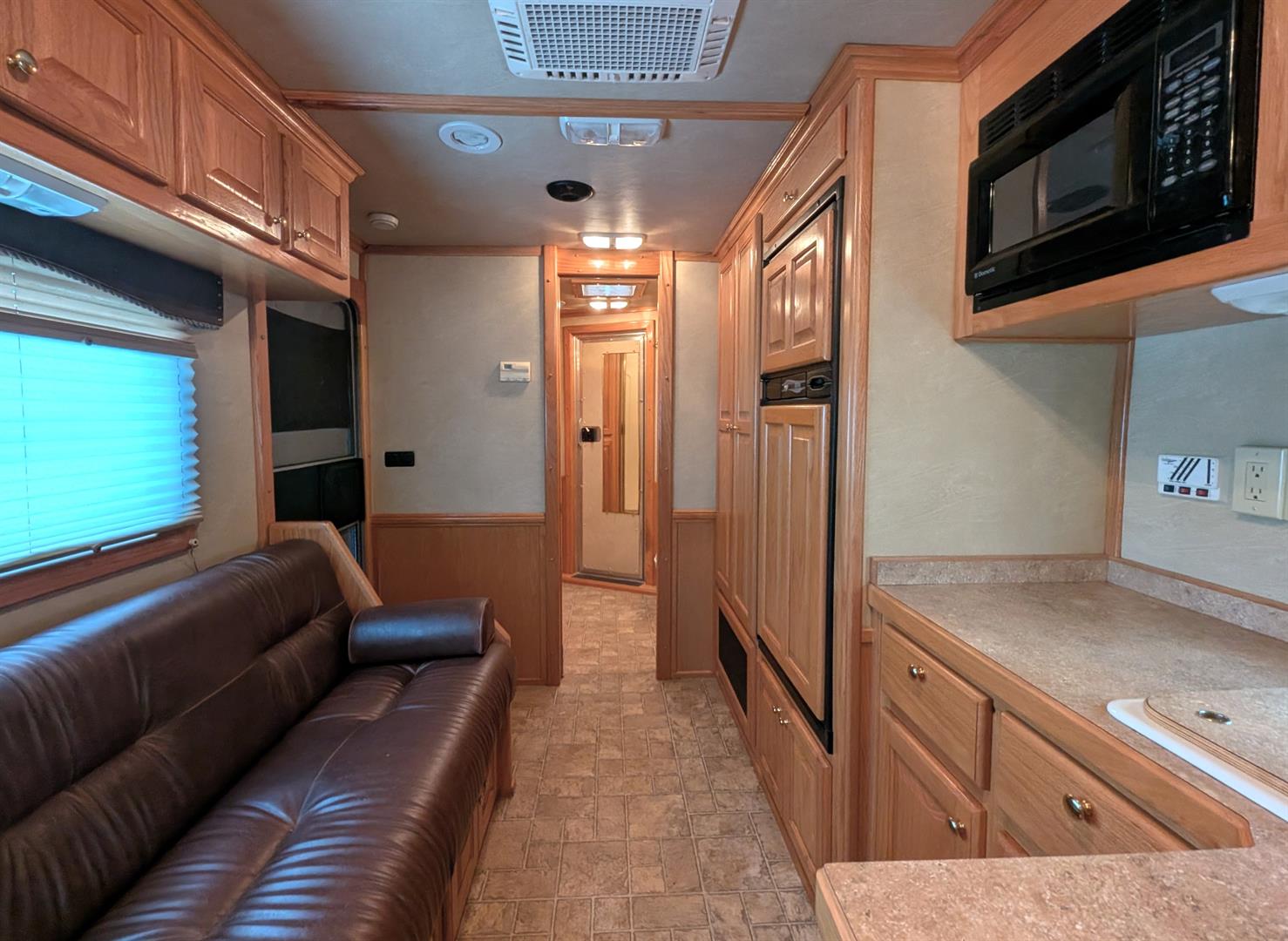 Used Gooseneck Horse Trailer 2005 Hart Horse Trailers 4H 12' LQ - Image 7