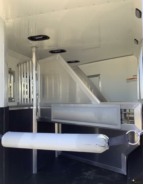 2023 SMC 3 HORSE LIVING QUARTER TRAILER WITH 10FT SHORT WALL & NO SLIDEOUT - Image 2
