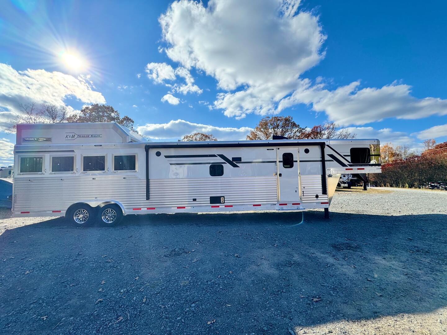 New Gooseneck Horse Trailer 2026 other smctrailers 2026 SMC Laramie 4 Horse Trailer - Image 4