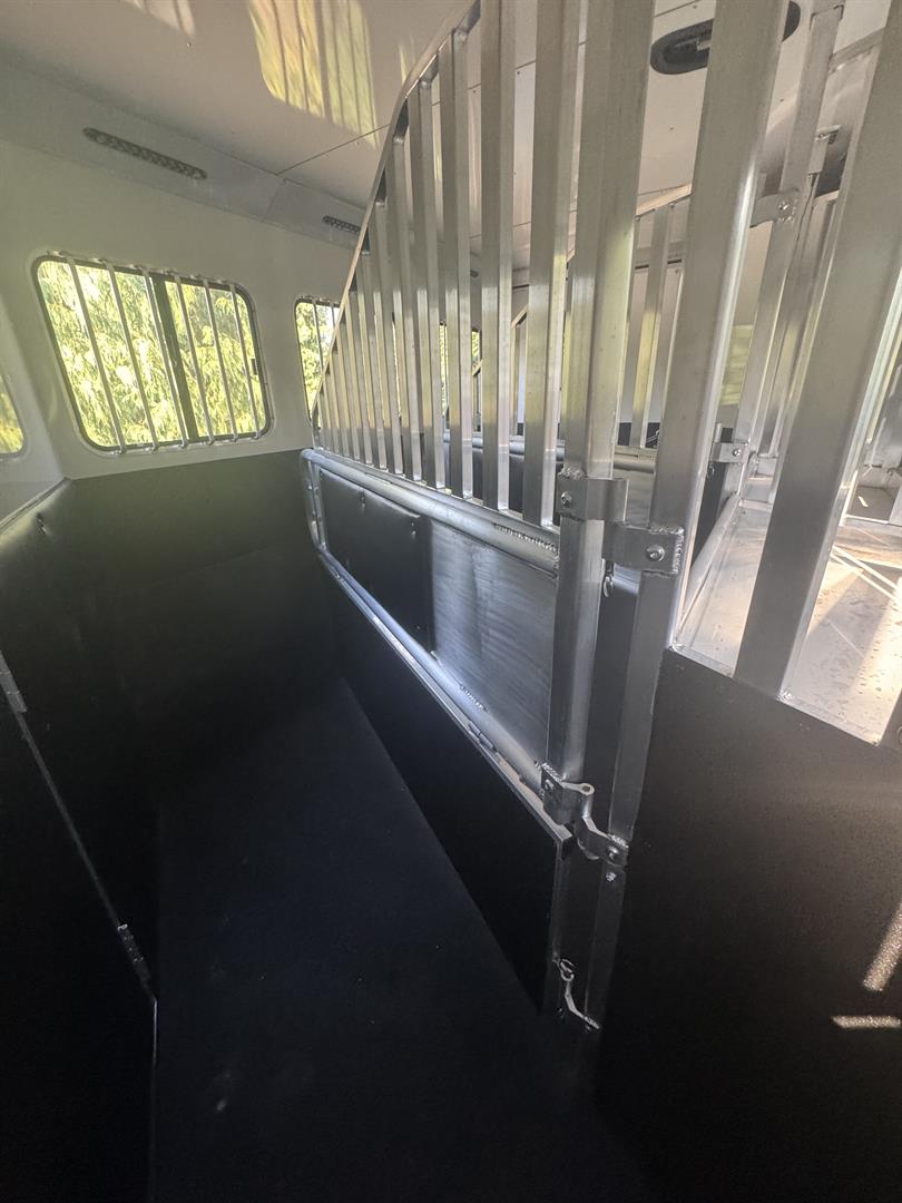 New Gooseneck Horse Trailer 2026 other smctrailers 2026 SMC Laramie 4 Horse Trailer - Image 40