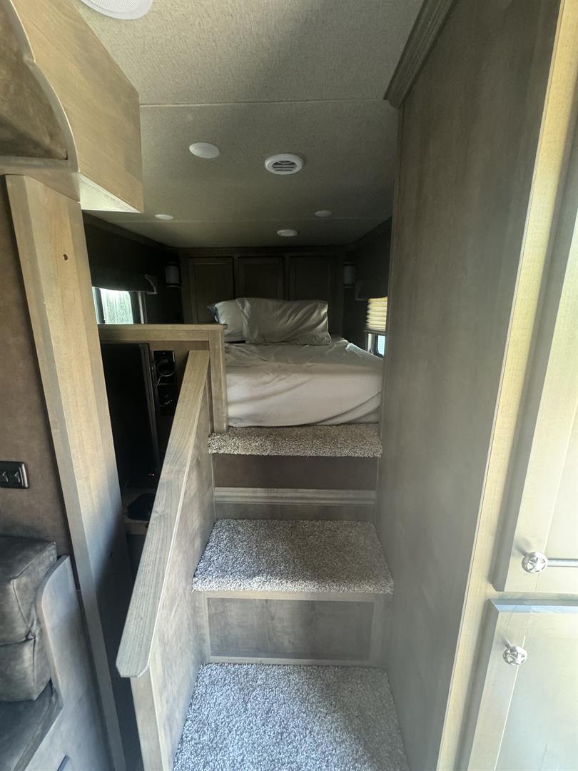 New Gooseneck Horse Trailer 2026 other smctrailers 2026 SMC Laramie 4 Horse Trailer - Image 39